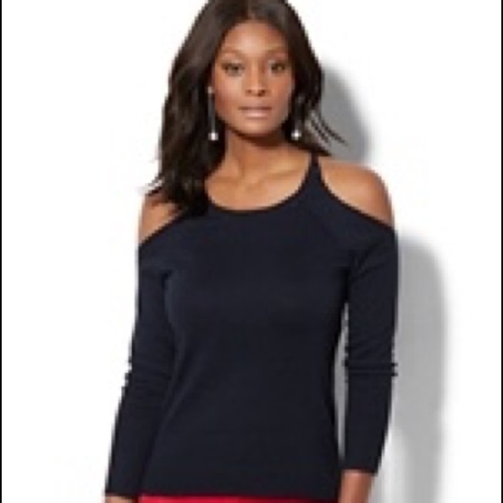 Navy blue New York & company cold shoulder sweater